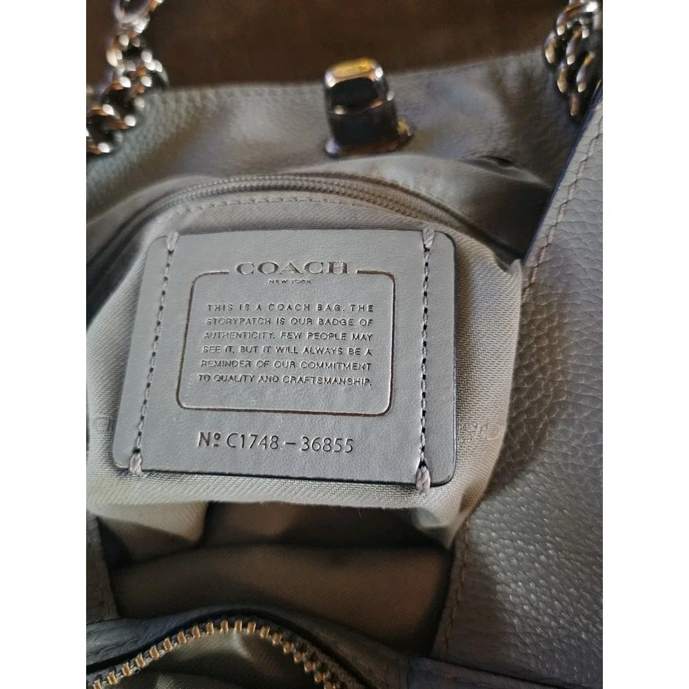 Coach Eddie Gorgeous Pebbled Leather Turnlock Lt. Light Blue 3 Compartments